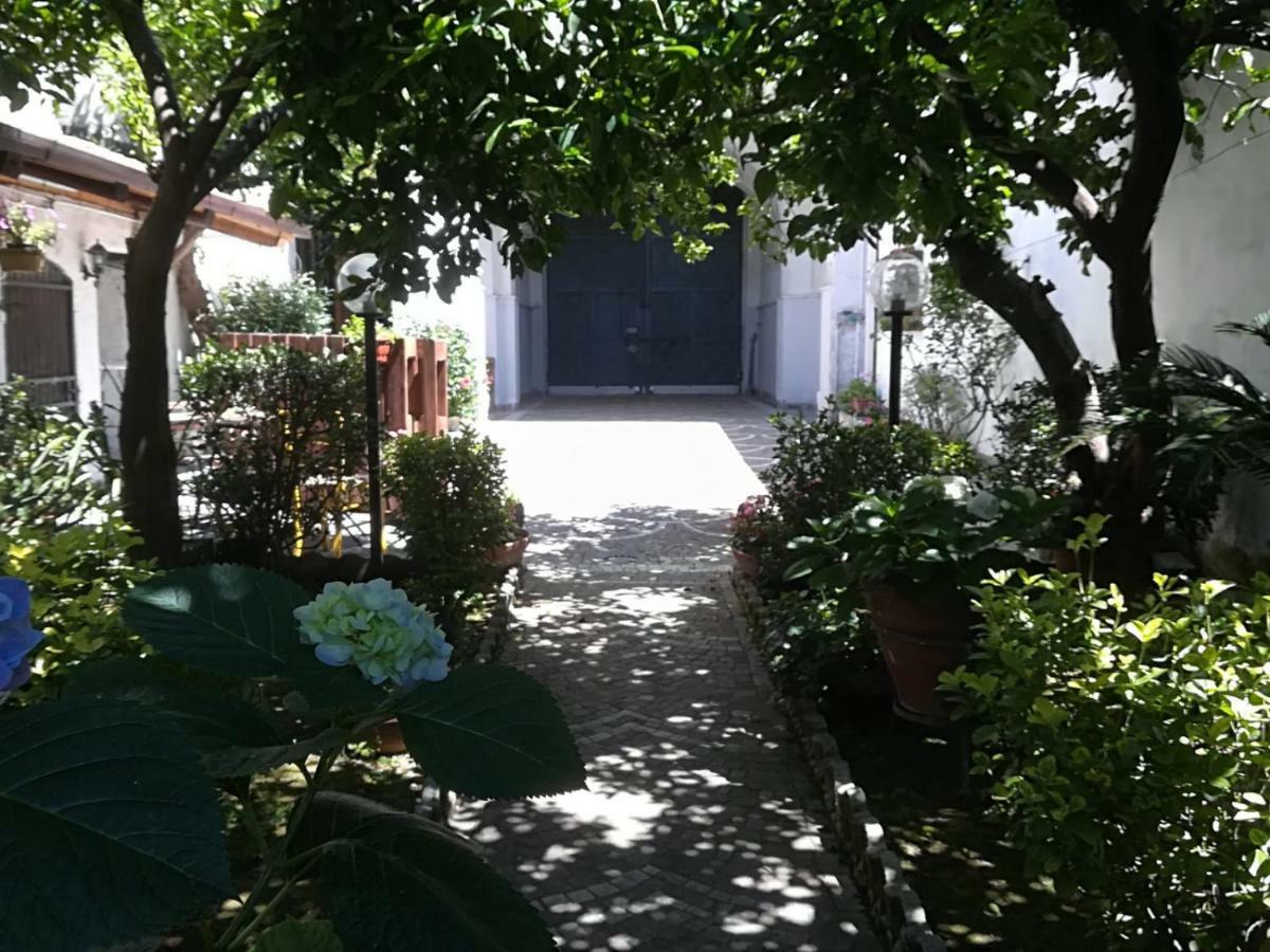 Il Giardino Degli Agrumi Caserta Bagian luar foto